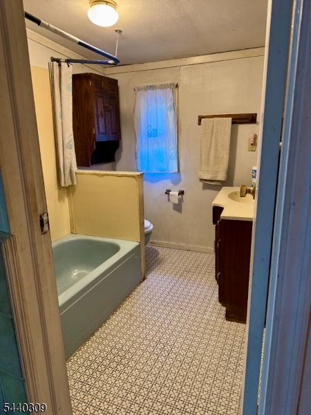 18 Quayle Rd Property Photo 12