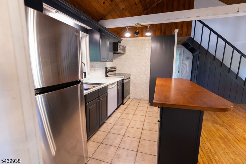 19 Lonaconing Rd Property Photo 8