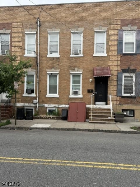 19 Belmont Ave Property Photo 2