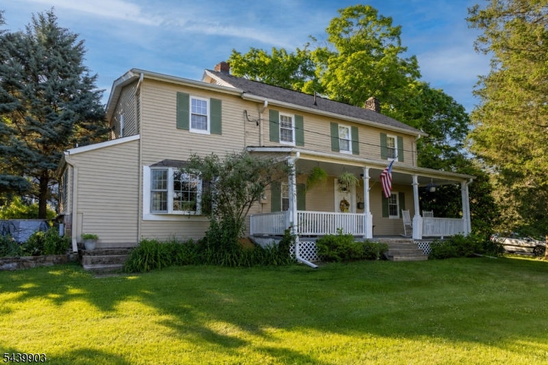 110 Vail St Property Photo 4