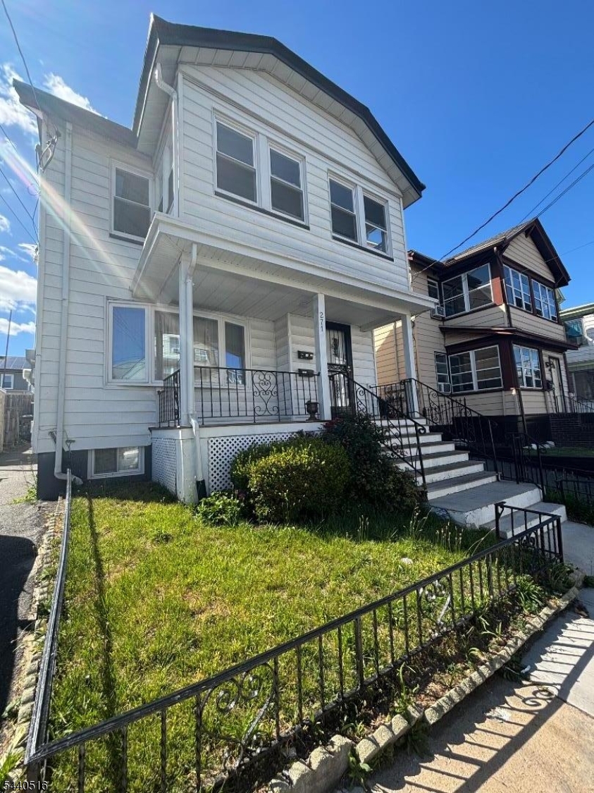 271 Vermont Ave 1 Property Photo 1
