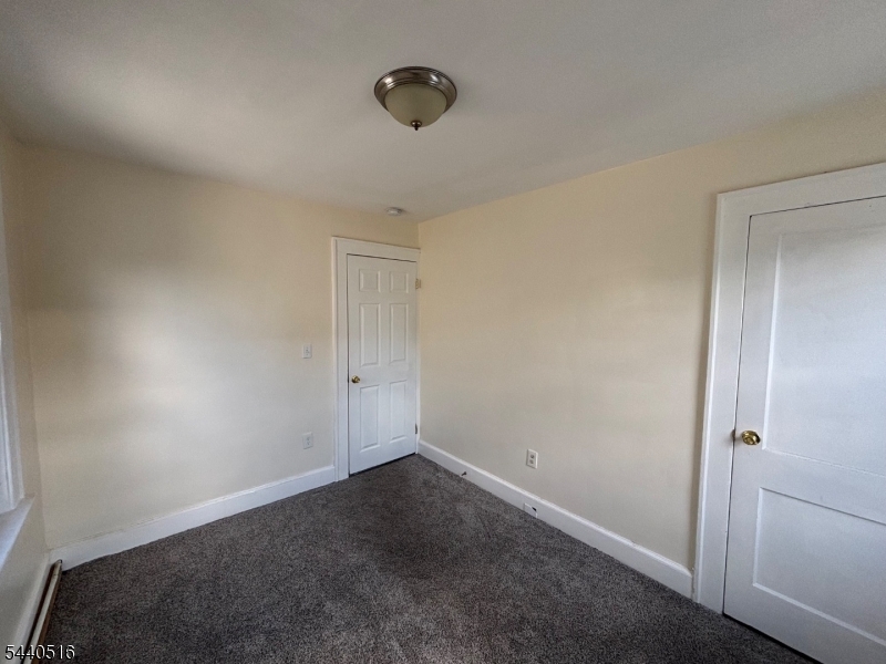 271 Vermont Ave 1 Property Photo 3