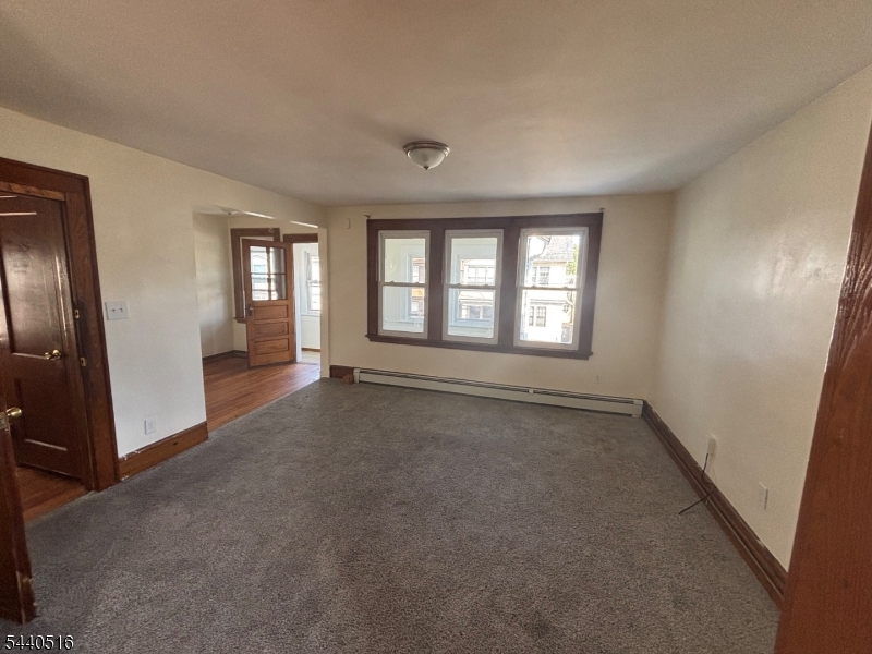 271 Vermont Ave 1 Property Photo 12
