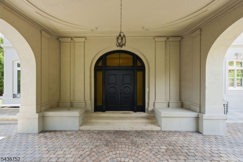 207 Union St Property Photo 4