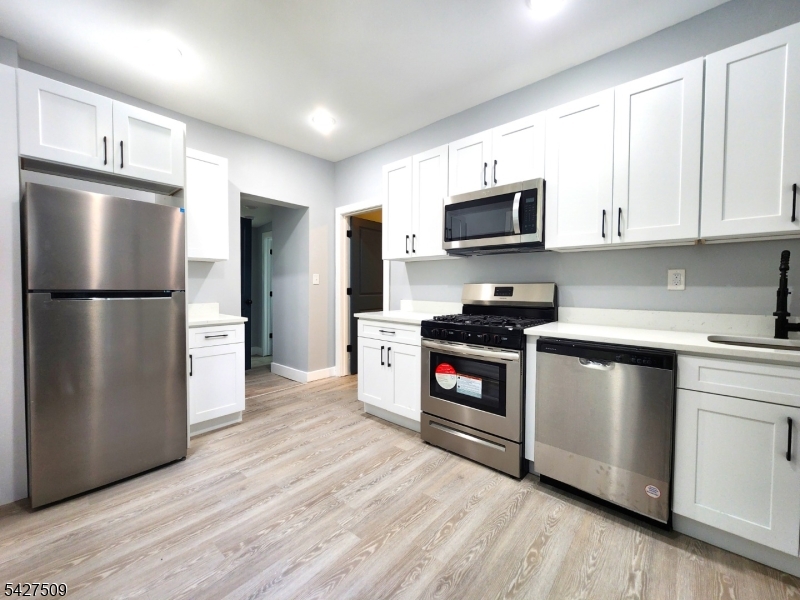 102 Washington Ave Property Photo 3