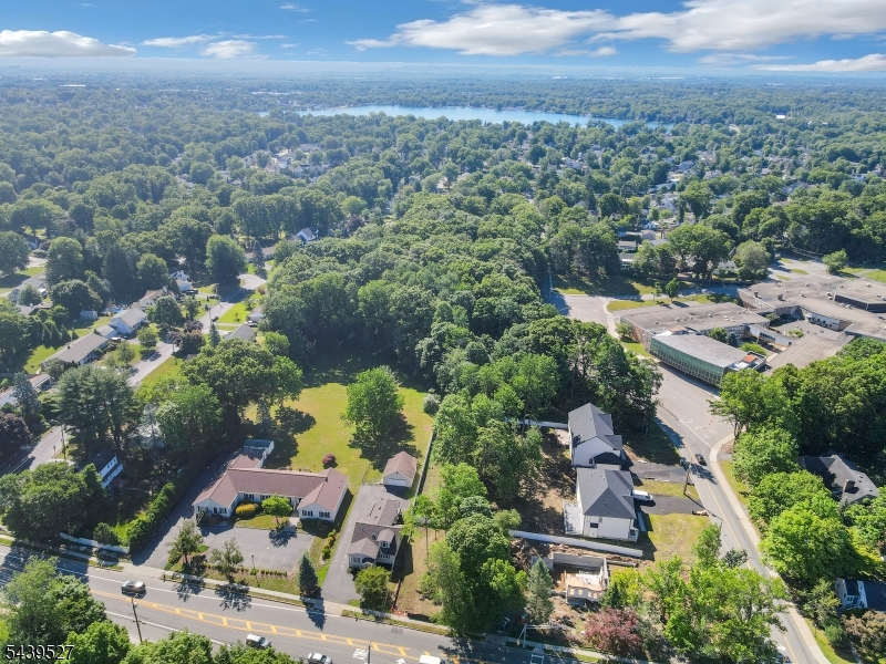 1093 Littleton Rd Property Photo 11