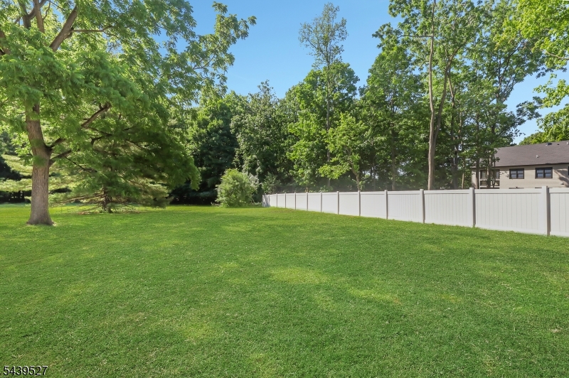 1093 Littleton Rd Property Photo 18