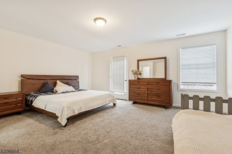 18 Joseph Dr 18 Property Photo 13