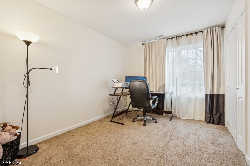 18 Joseph Dr 18 Property Photo 19