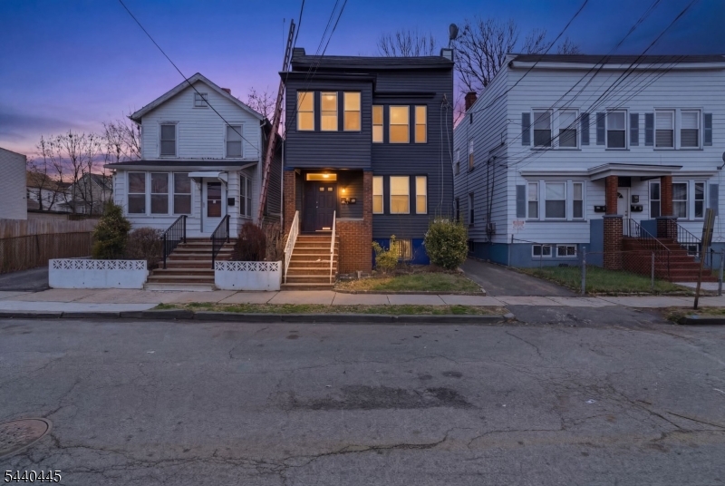 76 Grace St Property Photo 1