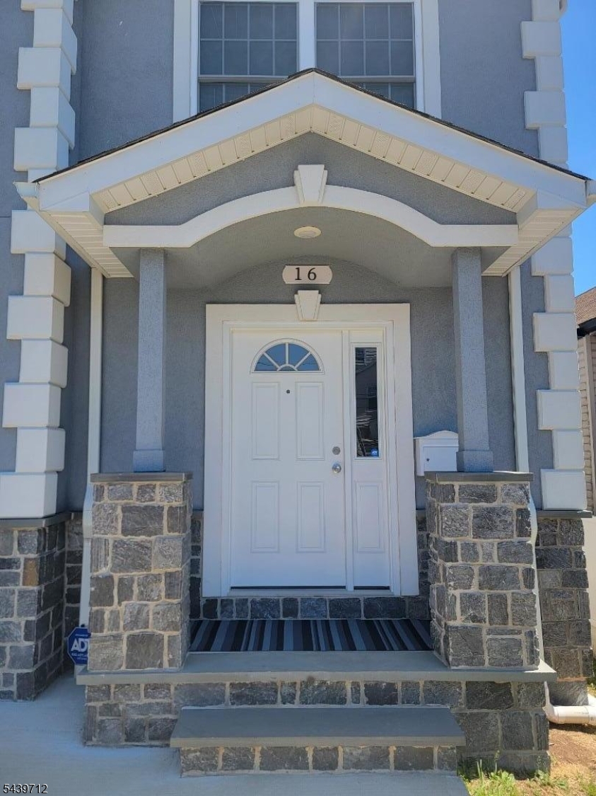 16 Quinton St Property Photo 22