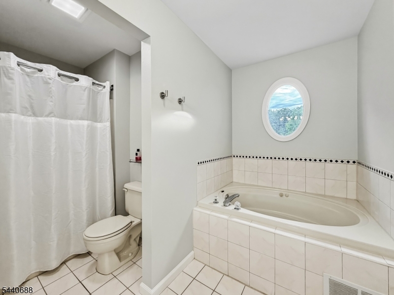 323 Frank Applegate Rd Property Photo 22