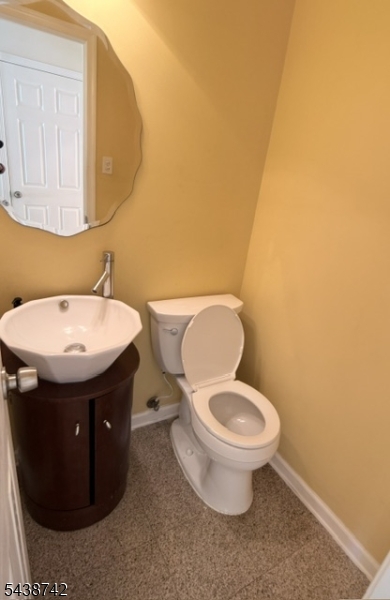 13 Greenwich Rd Property Photo 9