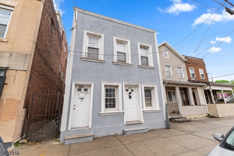 322 E Jersey St Property Photo 1