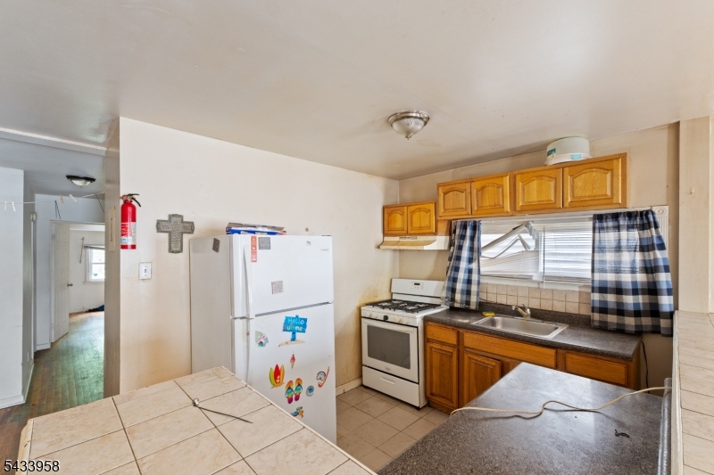 322 E Jersey St Property Photo 7