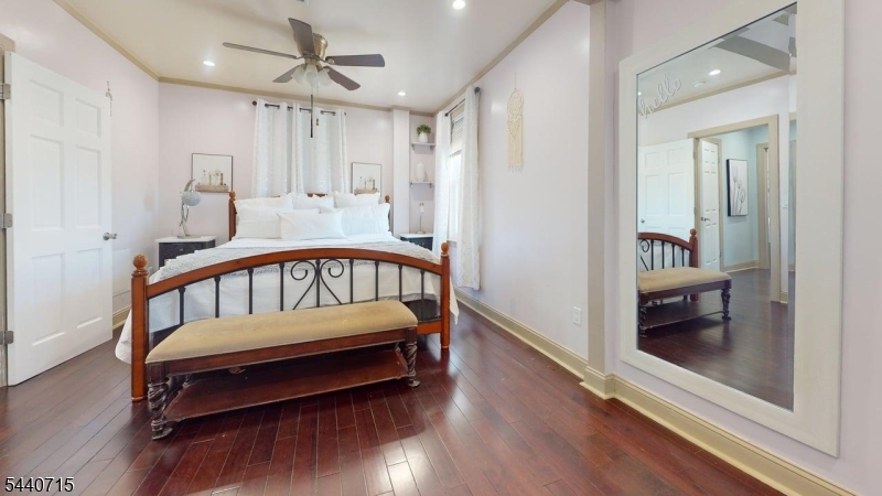 124 Green St Property Photo 29