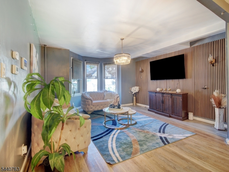 40 Bruen Ave Property Photo 1