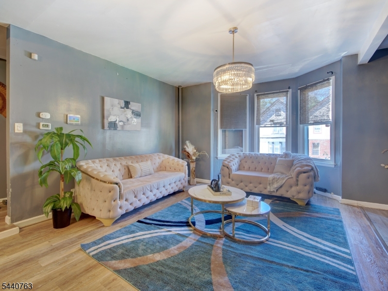 40 Bruen Ave Property Photo 2