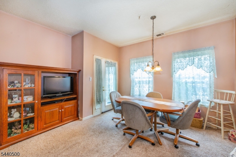 308 Brittany Dr 308 Property Photo 7