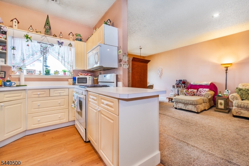 308 Brittany Dr 308 Property Photo 14
