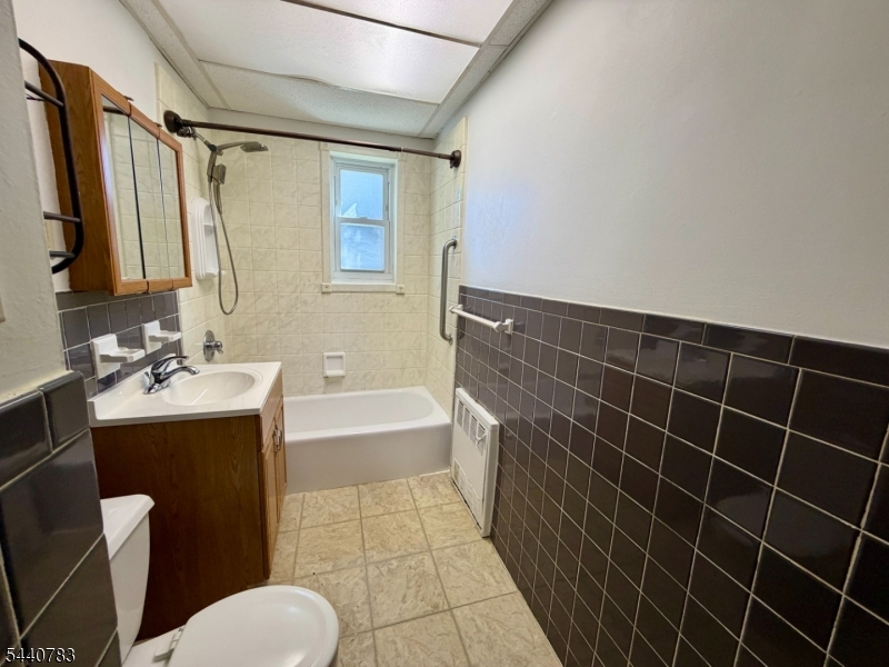 6 Hillside Ave C0204 2d Property Photo 3