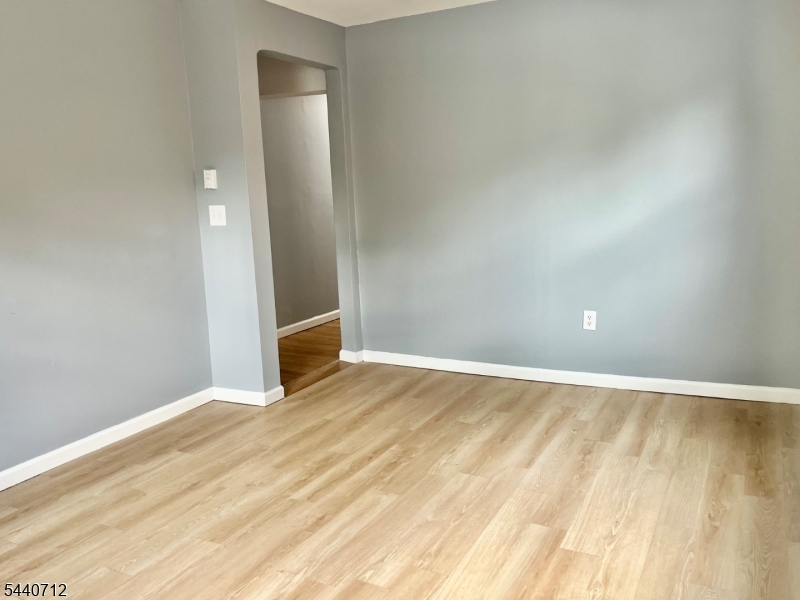 8 Newton Ave 2 Property Photo 5