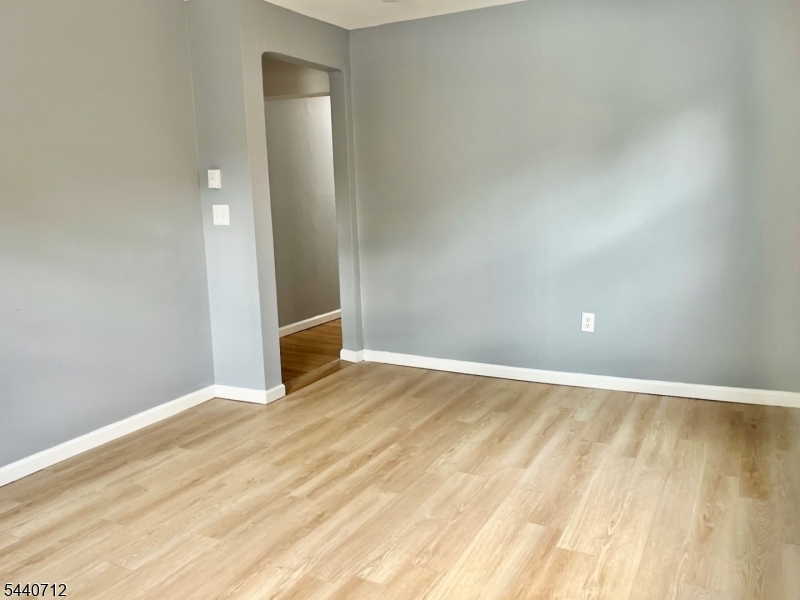 8 Newton Ave 2 Property Photo 8