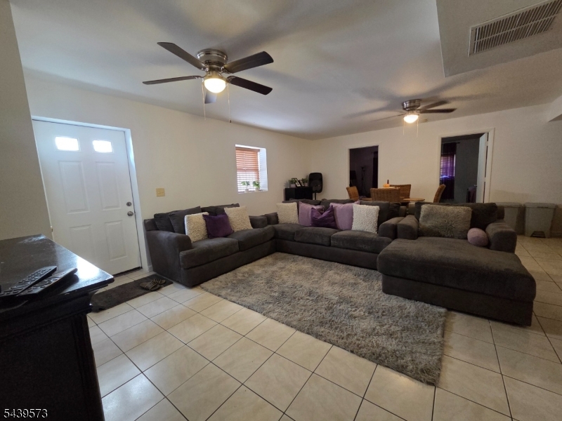 493 Broadway Property Photo 7