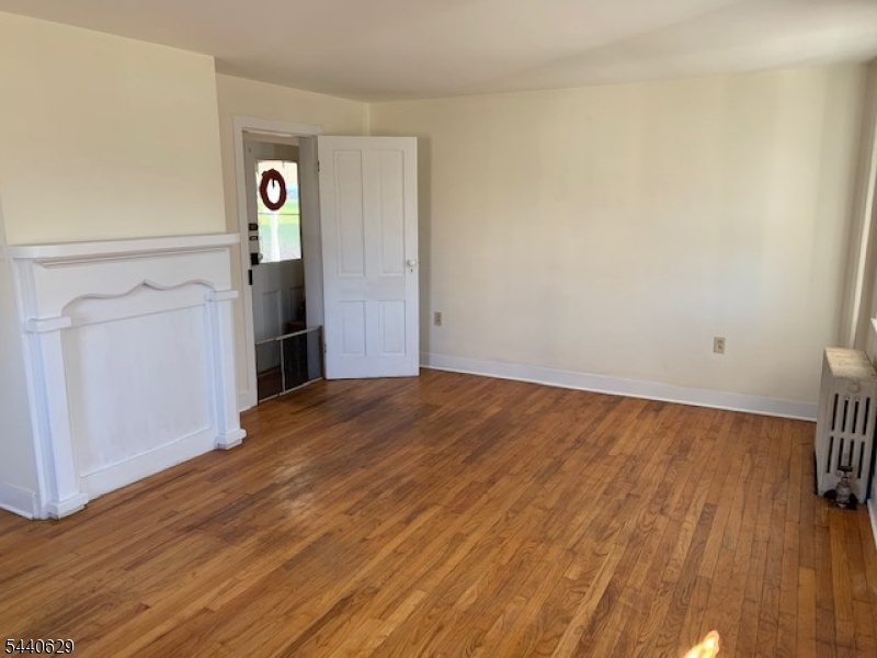 14 Hoffman Rd Property Photo 4