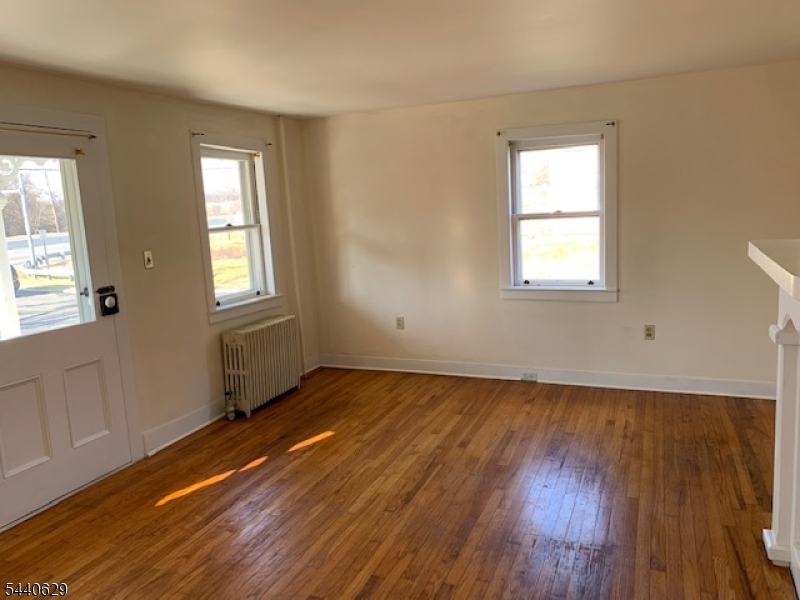 14 Hoffman Rd Property Photo 5