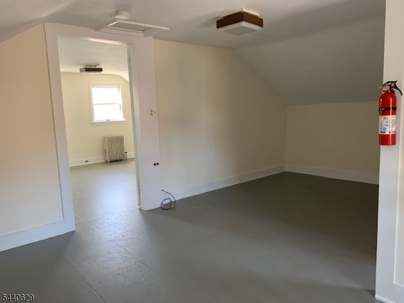 14 Hoffman Rd Property Photo 13