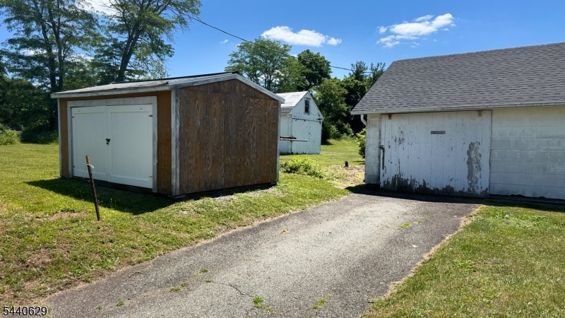 14 Hoffman Rd Property Photo 19