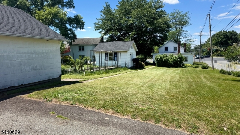14 Hoffman Rd Property Photo 22