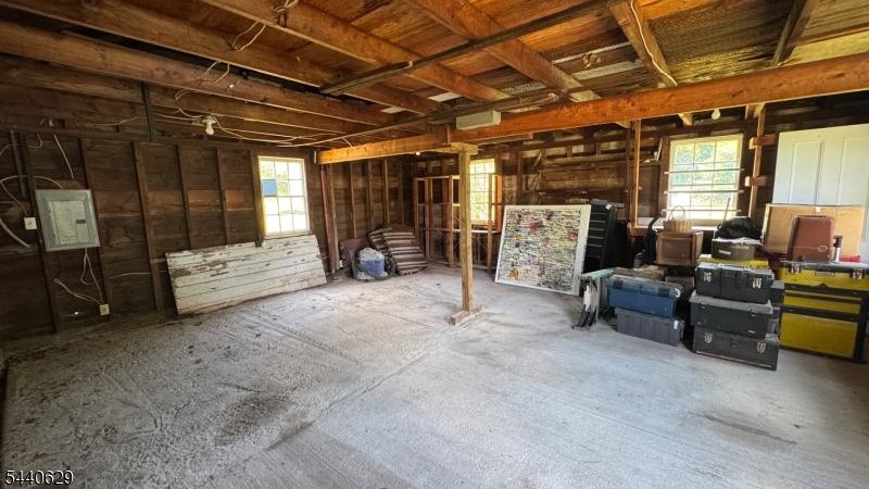 14 Hoffman Rd Property Photo 23