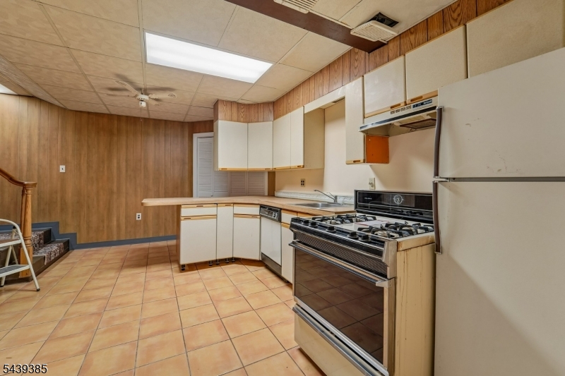 62 Parkway Property Photo 26