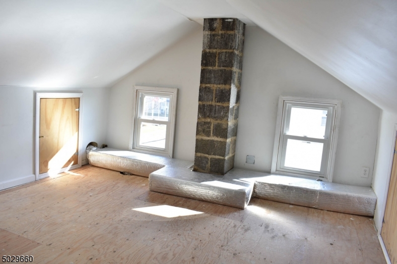 11 Church St 2 Property Photo 17