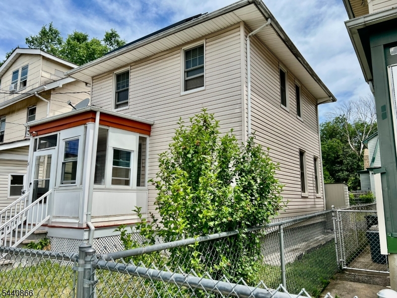 51 Paine Ave Property Photo 1