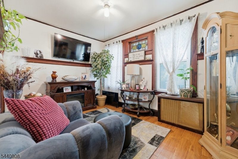 53 Grove Ter Property Photo 21