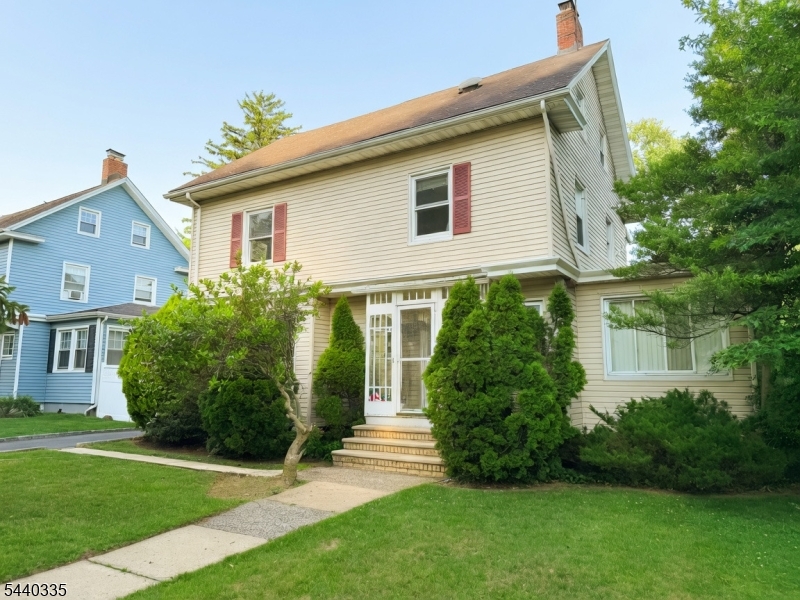 150 Fairview Ave Property Photo 1