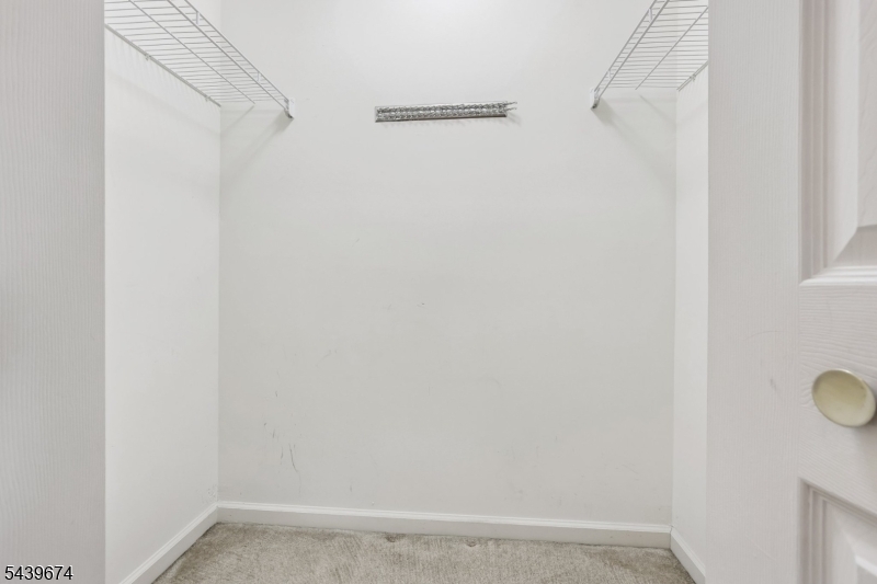 60 Woodmont Dr Property Photo 19