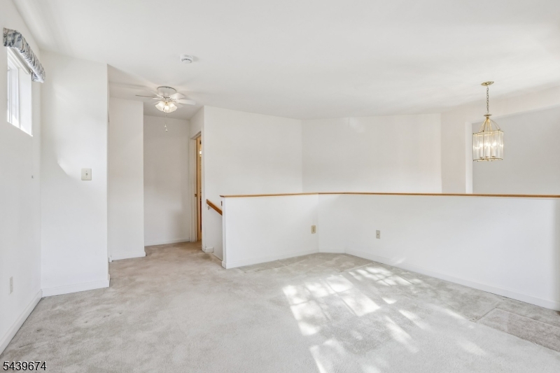 60 Woodmont Dr Property Photo 26