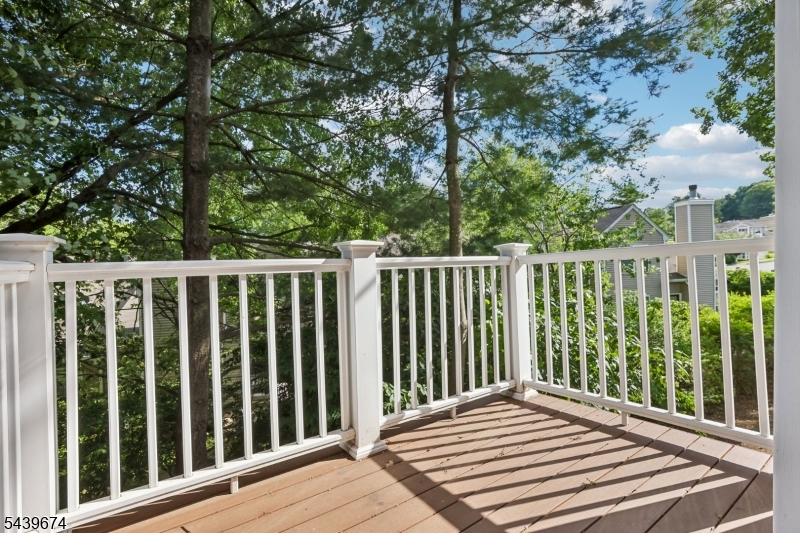 60 Woodmont Dr Property Photo 30