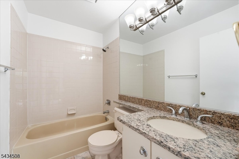 293 Gettysburg Way Property Photo 27
