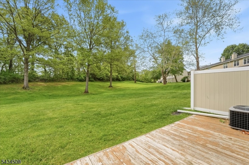 293 Gettysburg Way Property Photo 29