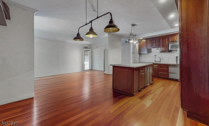 7002 Kennedy Blvd Property Photo 18