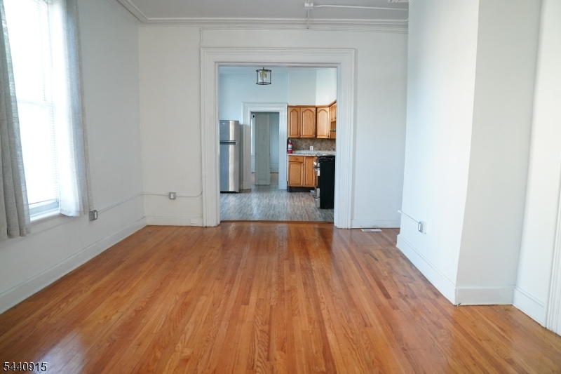 73 Hadley Ave Property Photo 4