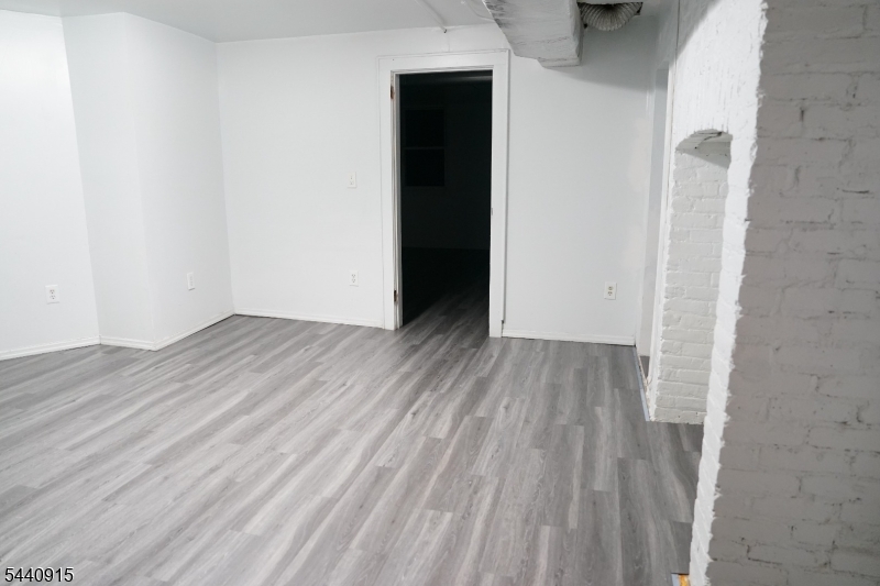 73 Hadley Ave Property Photo 18