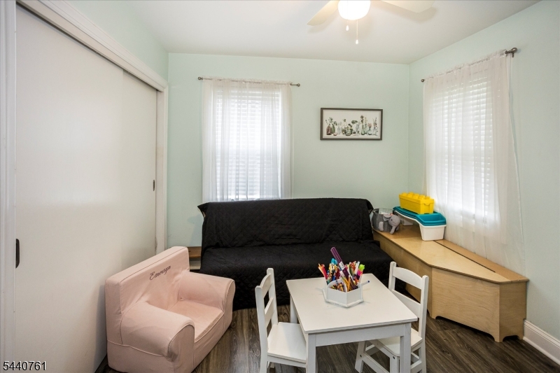 30 Hunterdon Rd Property Photo 16