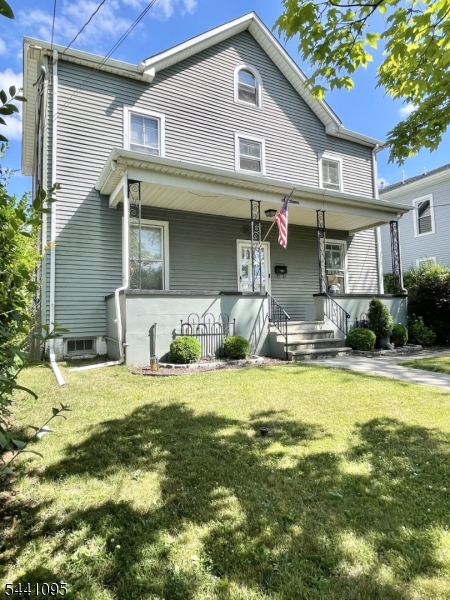 16 Jackson Ave Property Photo 2