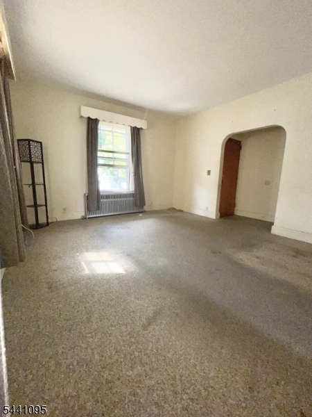 16 Jackson Ave Property Photo 5